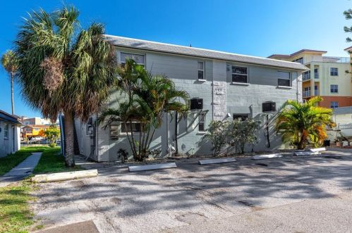 117 140th Ave, Saint Petersburg, FL 33708-2268
