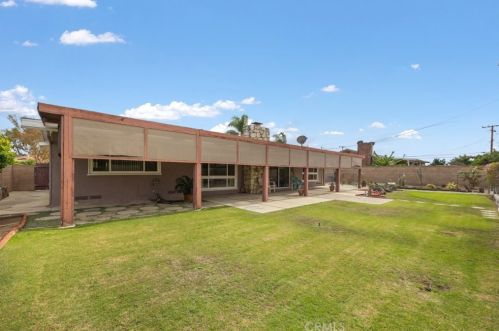 5315 Burlingame Ave, Buena Park CA  90621-1521 exterior