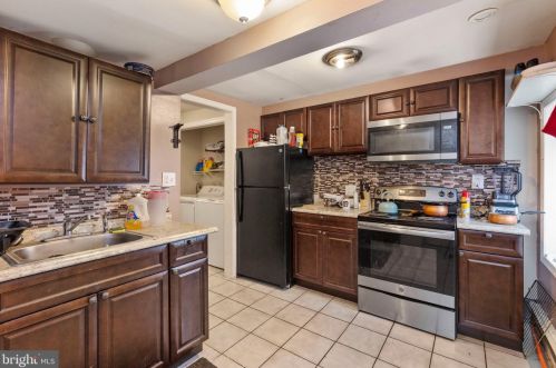 529 Cherry St, Norristown PA 19401-3801 exterior