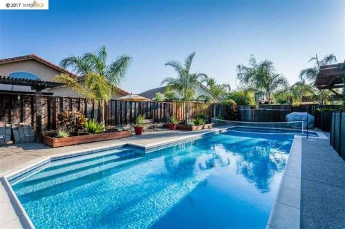 332 Oak Glen Dr, Oakley, CA 94561-4211