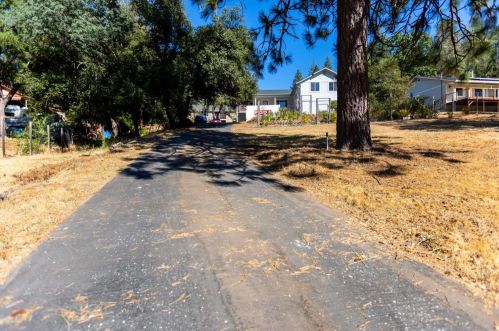 17155 Oscar Dr, Grass Valley CA  95949-7220 exterior