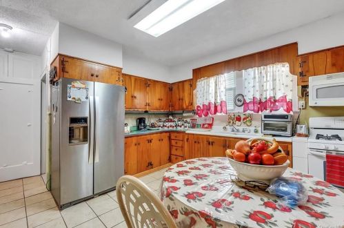 345 Collins Ave, Mount Vernon, NY 10552-1601
