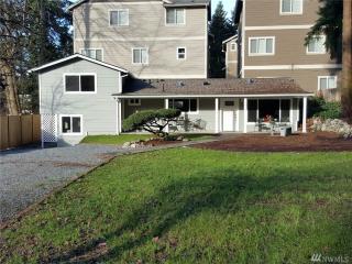 8821 236th St, Edmonds, WA 98026-8922