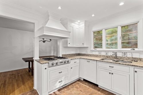 607 Poia Rd, Sewickley PA  15143-1046 exterior