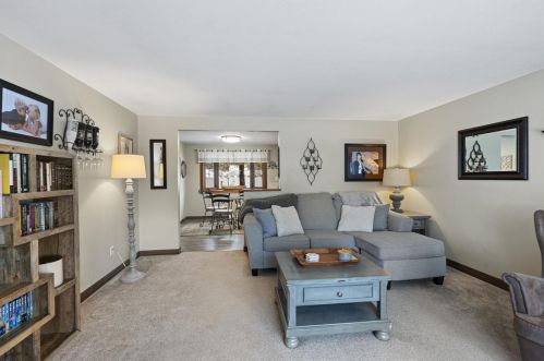 1368 Langlade Ave, Green Bay, WI 54304-3143