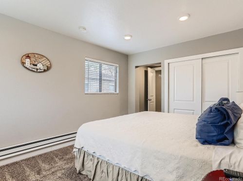 3020 Eudora St, Denver CO 80207-1038 exterior