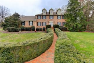 810 Woodsmoke Cir, Knoxville, TN 37934-1633