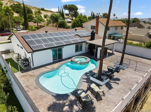 9958 Halberns Blvd, Santee CA  92071-1438 exterior
