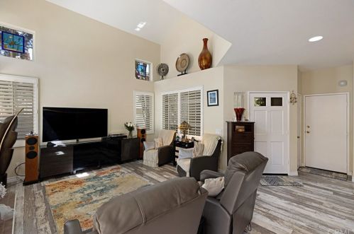 24 Morning Glory, Trabuco Canyon CA  92688-1522 exterior