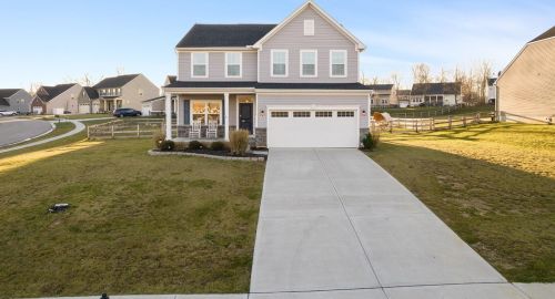 3945 Pineview Way, Amelia, OH 45102-8406