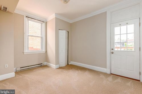 129 Thomas St, Washington DC  20001-1659 exterior