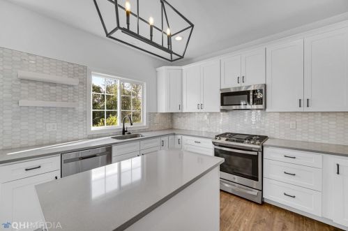 55 Annetto Dr, Crown Point IN  46307-7133 exterior