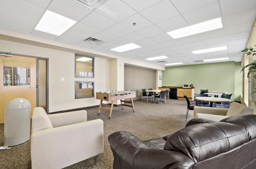 2900 University Ave, Minneapolis MN 55414-3288 exterior