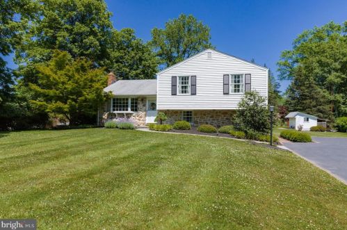 1475 Valley Forge Rd, Wayne, PA