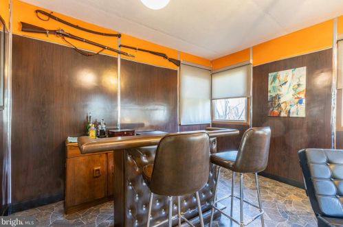 215 Grn Blade Dr, Dover DE  19904-2643 exterior