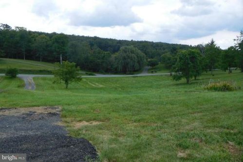 959 Green Lane Rd, Stoneybreak, PA 17267-8786
