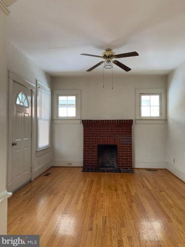 218 Claiborne Ave, Fredericksburg VA  22405-2612 exterior
