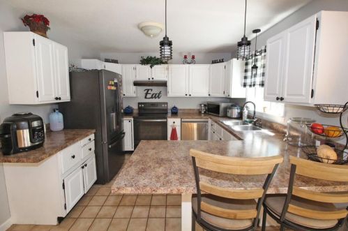 31 Corey Trl, Richmond RI  02898-1162 exterior