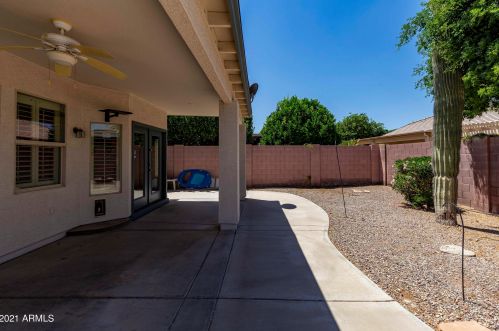 3862 Westchester Dr, Chandler AZ  85249-8950 exterior