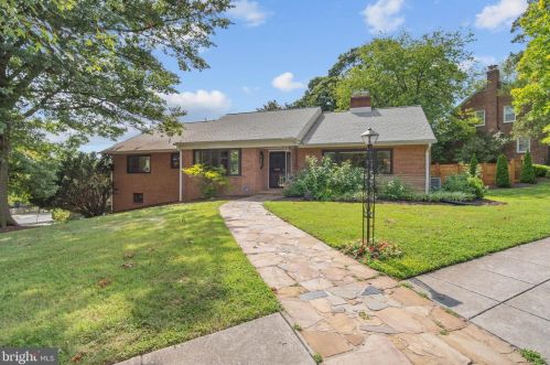 1400 Roxanna Rd, Washington, DC 20012-1226