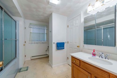 4 Morning Way, Cumberland RI  02864-6549 exterior