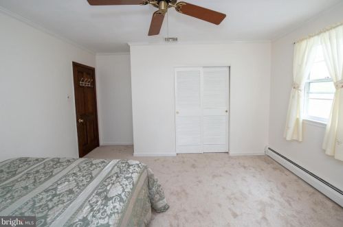 173 Marmic Dr, Southampton PA 18966-1724 exterior