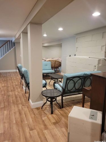 48 Birch Hill Rd, Mount Sinai NY  11766-1904 exterior