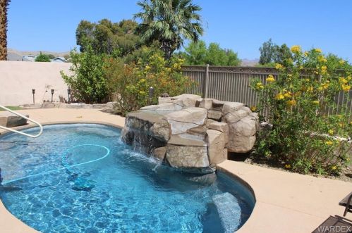 1150 Camino Cv, Bullhead City AZ  86442-4300 exterior