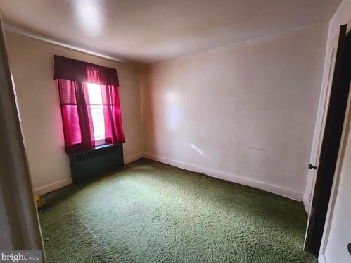 3706 Humpton Rd, Downingtown PA  19335-2126 exterior