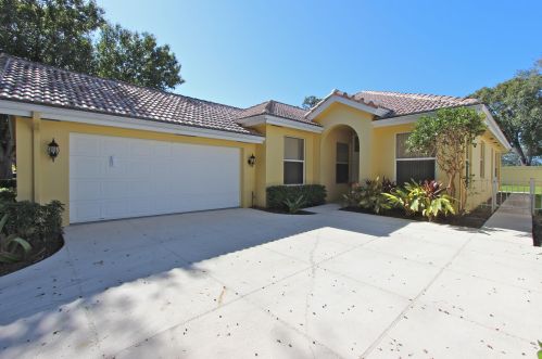 252 Sussex Cir, Jupiter, FL 33458-8117