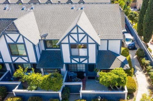 3073 Cheryllyn Ln, Anaheim, CA 92804-3168