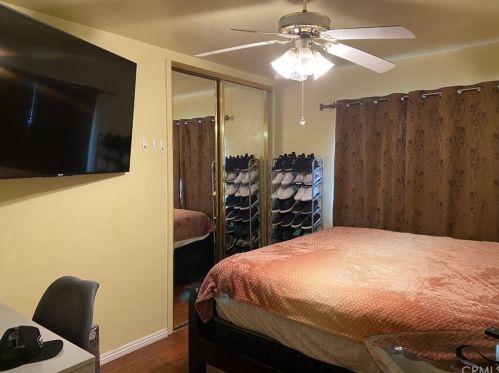 15209 Cornuta Ave, Bellflower CA  90706-4876 exterior