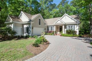 35 Newberry Ct, Bluffton SC  29910-4970 exterior