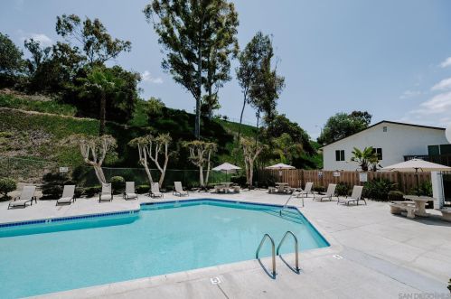 6491 Bell Blf Ave, San Diego CA 92119-1046 exterior