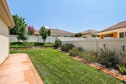 968 Wind Flower Rd, Beaumont CA  92223-8543 exterior