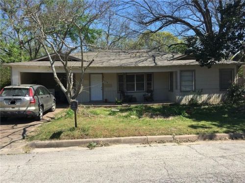 216 Harmon St, Weatherford, TX 76086-2920