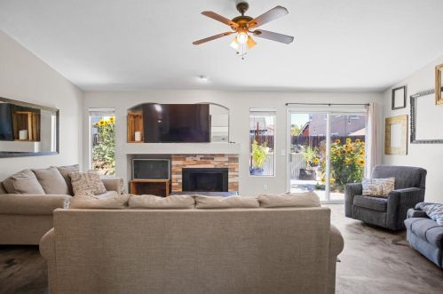 1139 Duck Blind Cir, Newman CA  95360-1744 exterior