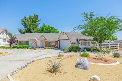 4625 Avenue, Lancaster, CA 93536-2461