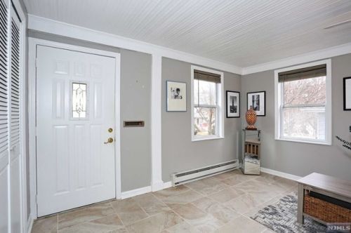 60 Garden St, Teaneck NJ  07666-5919 exterior