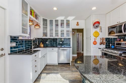 1575 Roslyn St, Denver CO  80220-1934 exterior