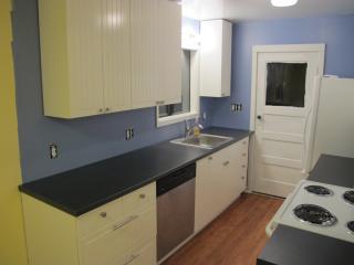 13513 Wallingford Ave, Seattle WA  98133-7740 exterior