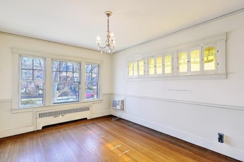 310 Elmgrove Ave, Providence RI  02906-4252 exterior