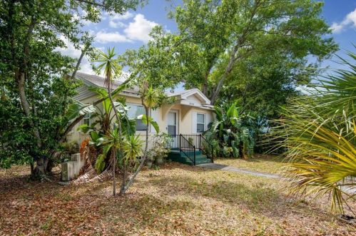 3800 2nd Ave, Saint Petersburg, FL 33711-1208