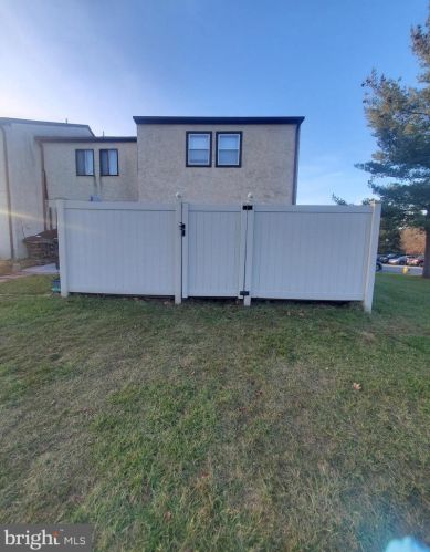 1601 Walnut Ridge Est, Pottstown, PA 19464-3065