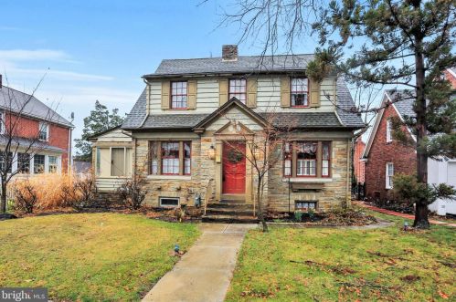 455 Middle St, Hanover, PA 17331-2543