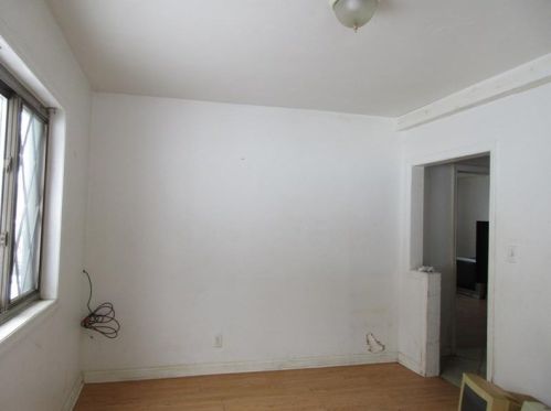 327 Kramer Way, Pittsburgh PA 15211-2007 exterior