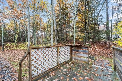 28 Phillipswood Rd, Sandown NH  03873-2427 exterior