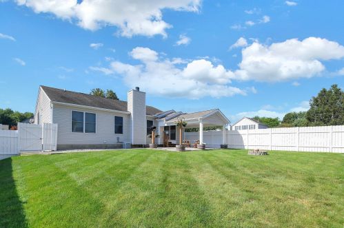 410 Green Apple Pl, Pataskala OH  43062-7453 exterior