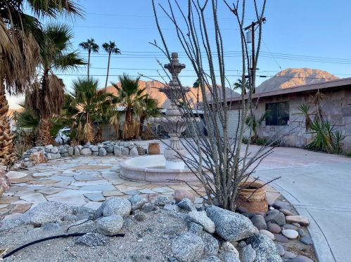 77325 Calle Monterey, La Quinta CA  92253-3413 exterior