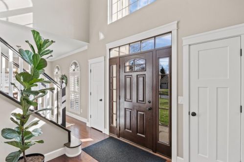 2431 Anderson Manor Ct, Cincinnati, OH 45244-3702